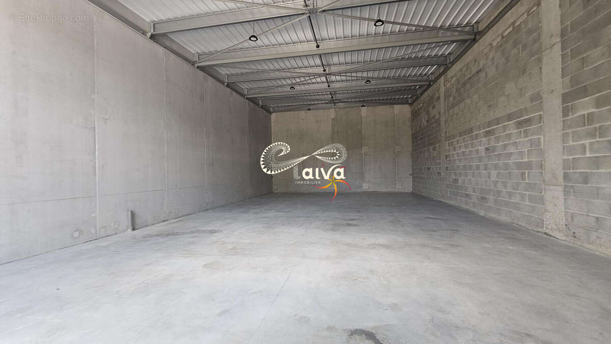 Commerce à MINIAC-MORVAN