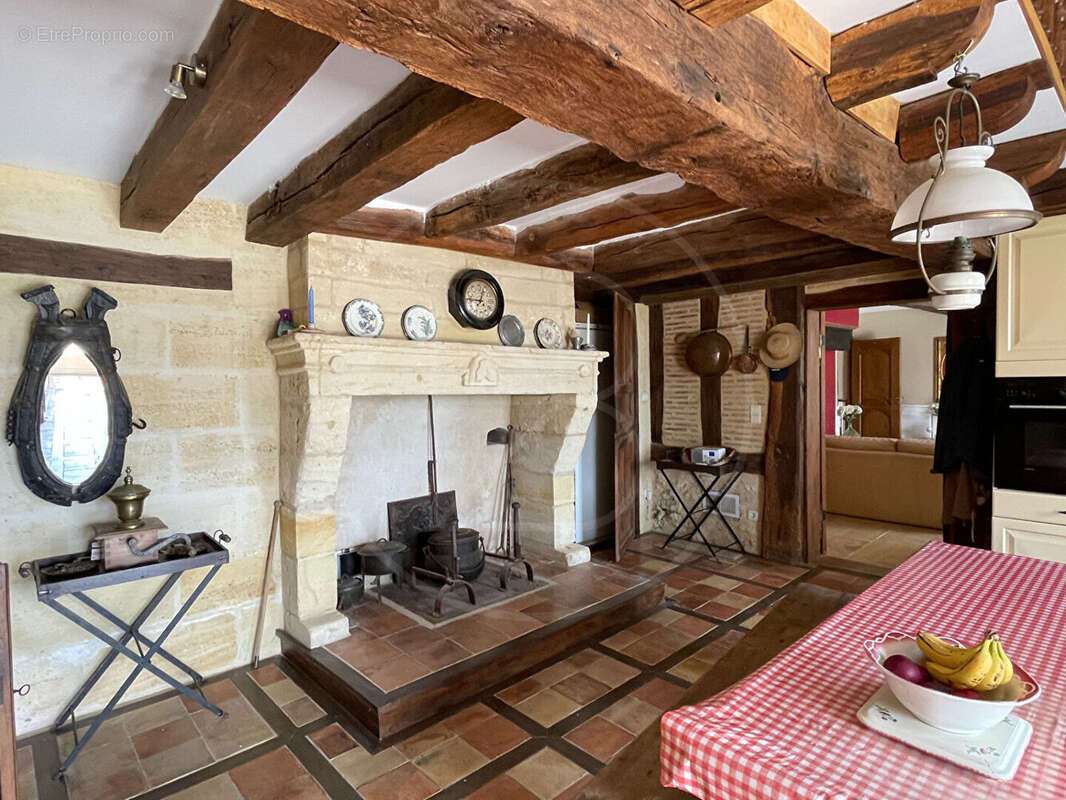 Maison à VILLEFRANCHE-DE-LONCHAT