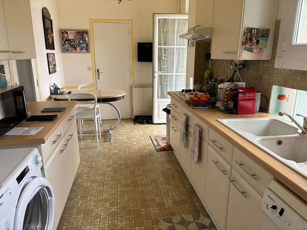 Maison à VARENNES-VAUZELLES