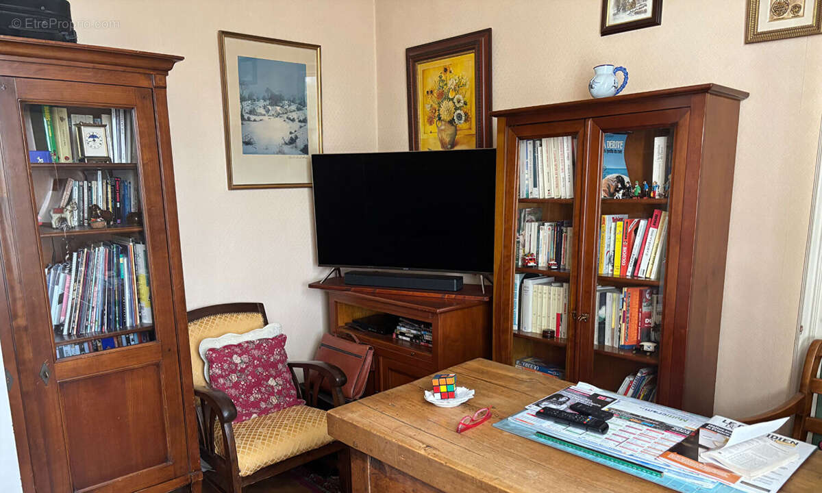 Maison à VARENNES-VAUZELLES