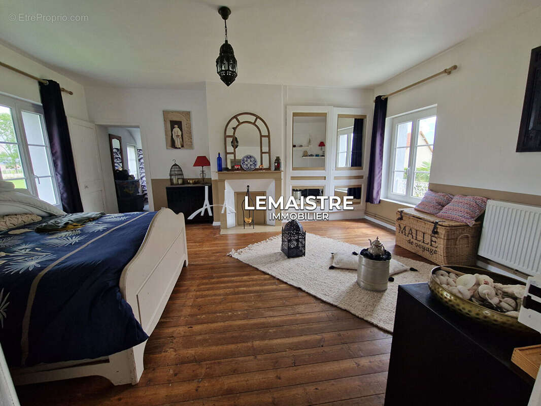 Maison à SAINT-ROMAIN-DE-COLBOSC