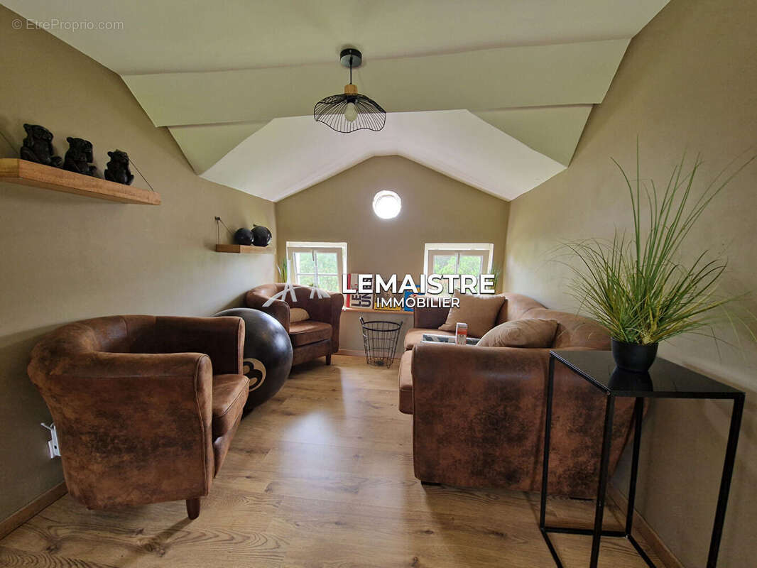 Maison à SAINT-ROMAIN-DE-COLBOSC