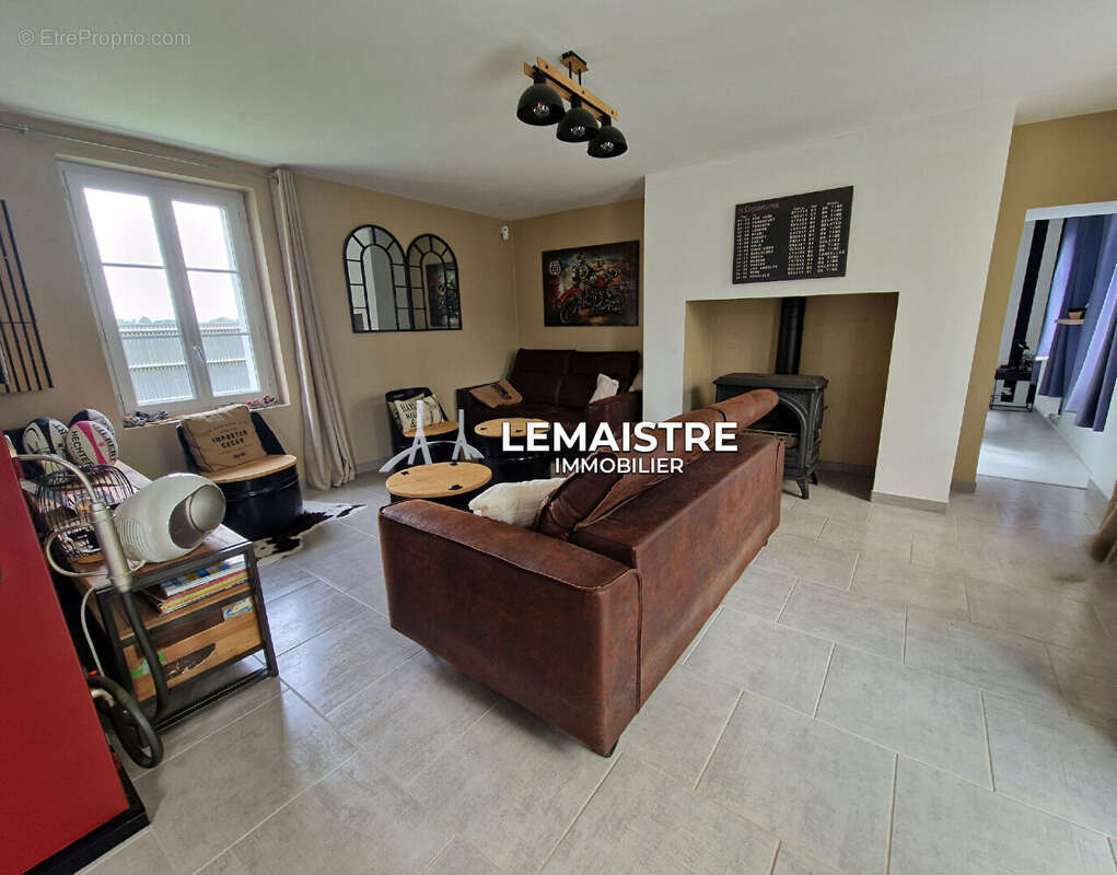 Maison à SAINT-ROMAIN-DE-COLBOSC