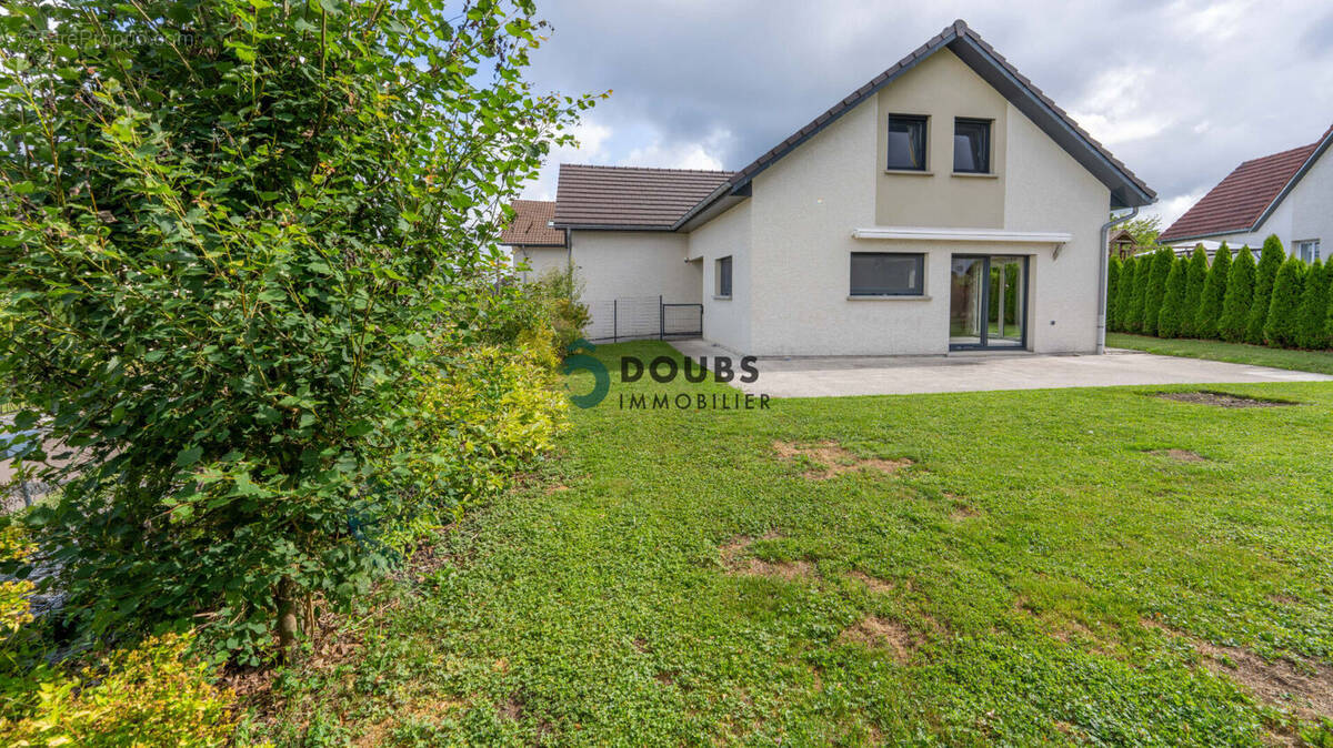 Maison à DAMPRICHARD