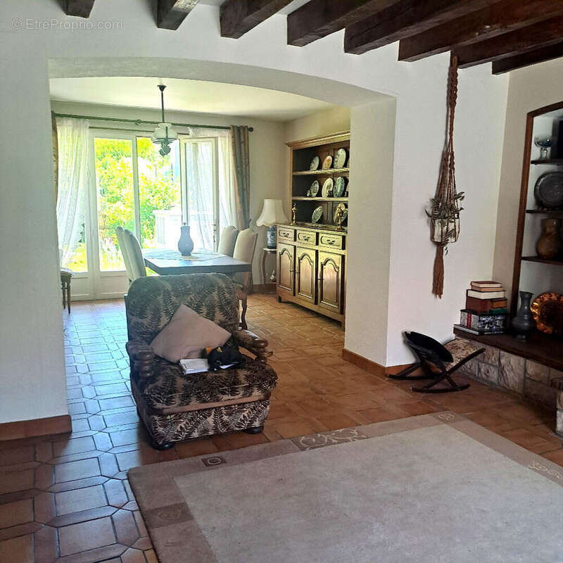 Maison à BAGNEAUX-SUR-LOING