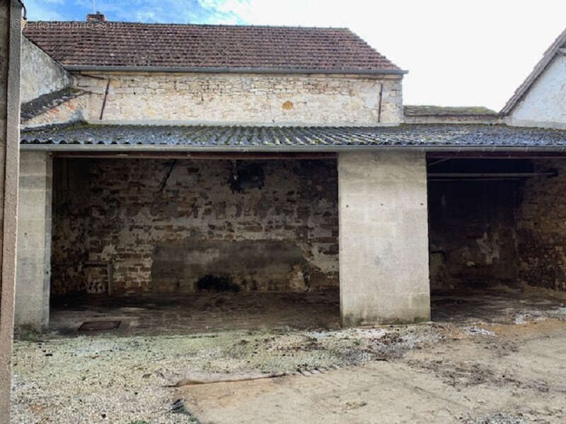 Maison à BOURRON-MARLOTTE