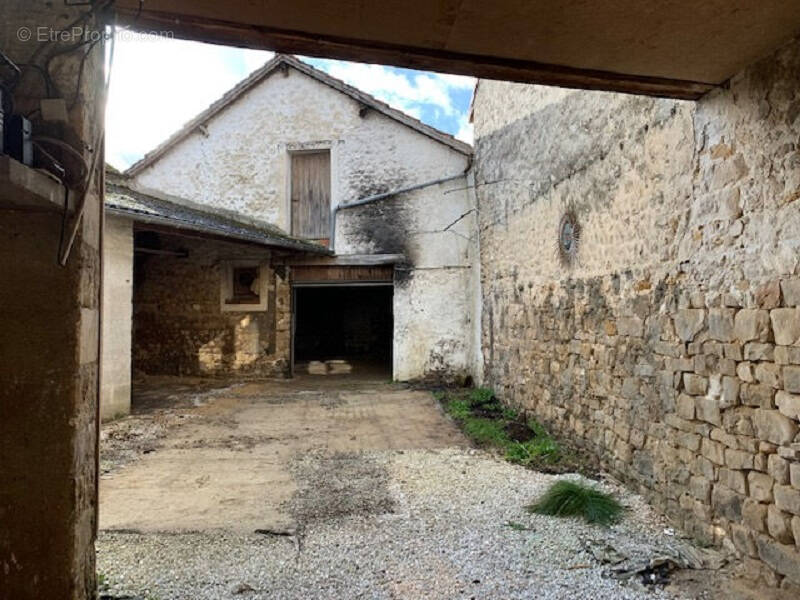 Maison à BOURRON-MARLOTTE