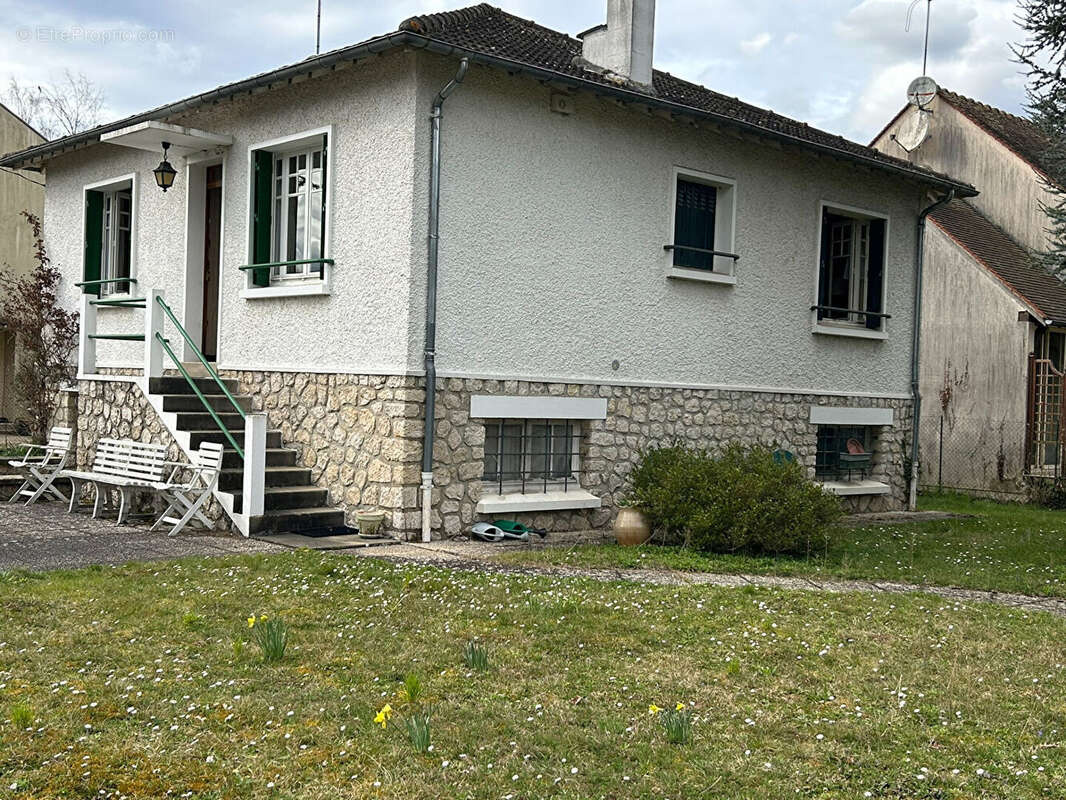 Maison à BOURRON-MARLOTTE