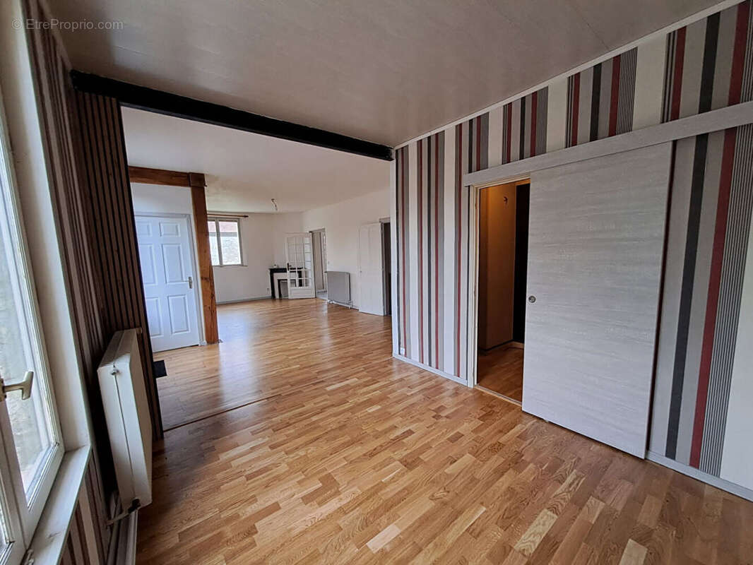 Maison à BOURRON-MARLOTTE