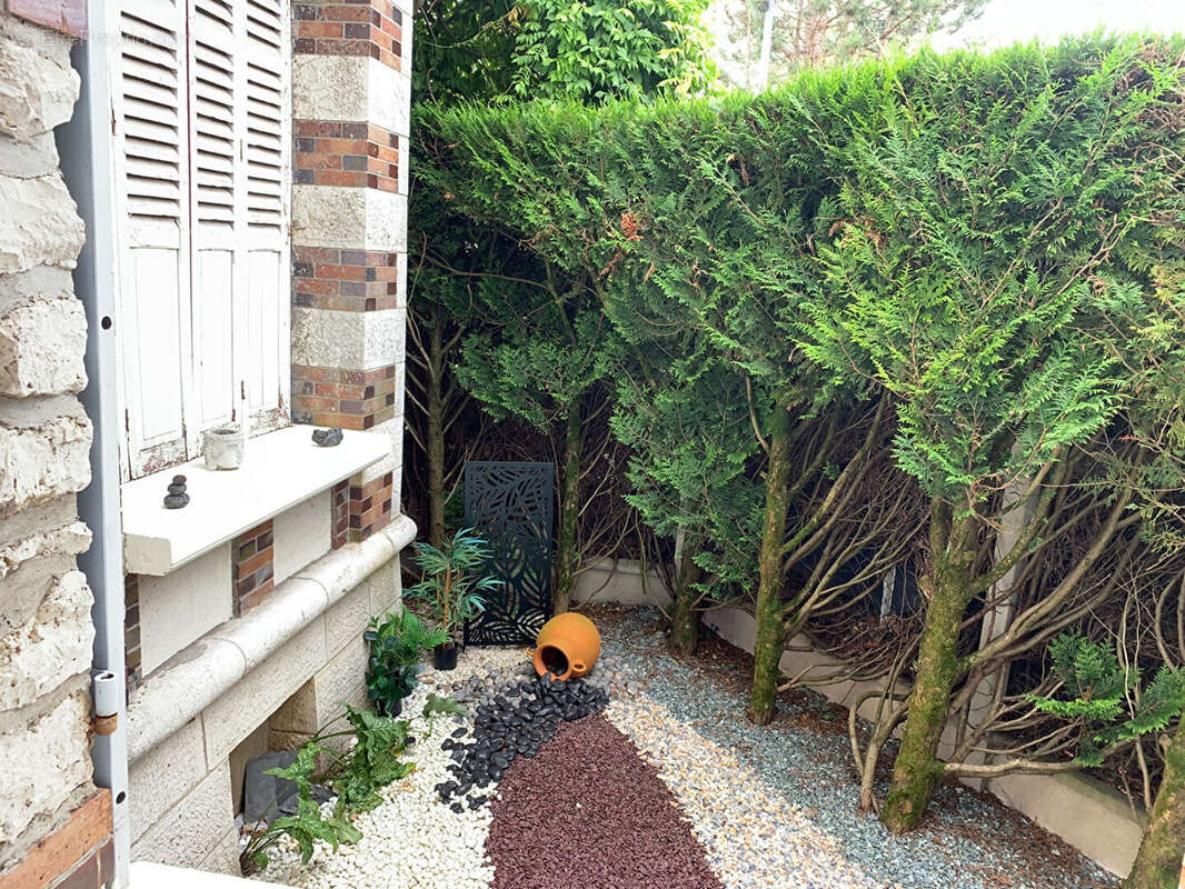 Maison à BOURRON-MARLOTTE