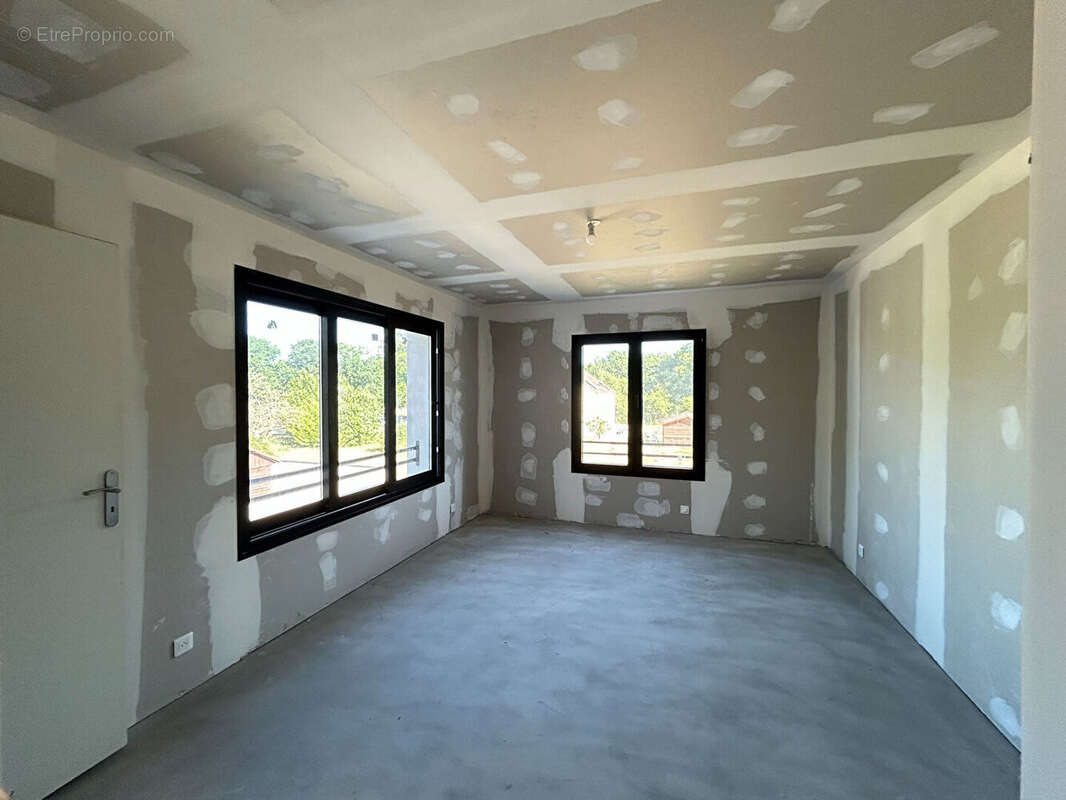 Maison à BOURRON-MARLOTTE