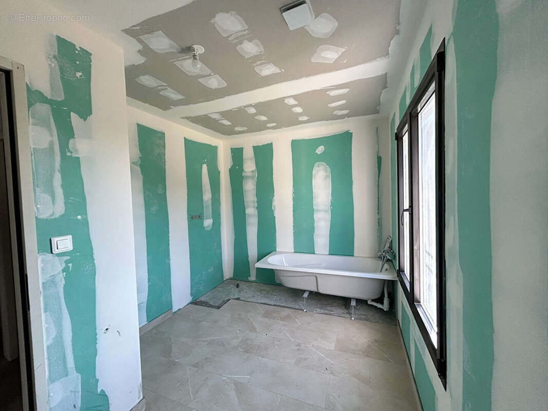 Maison à BOURRON-MARLOTTE