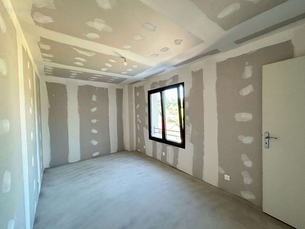 Maison à BOURRON-MARLOTTE