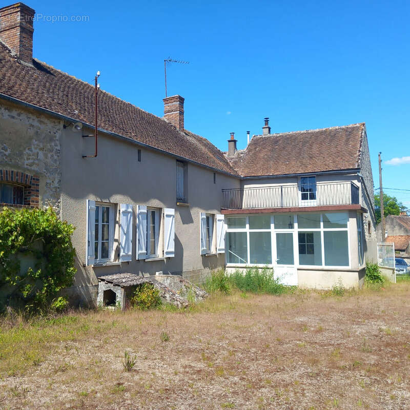 Maison à TREUZY-LEVELAY