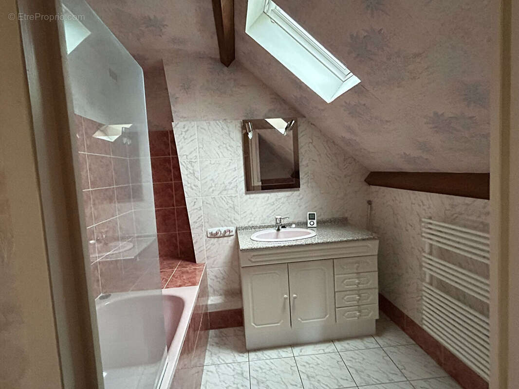 Maison à BOURRON-MARLOTTE