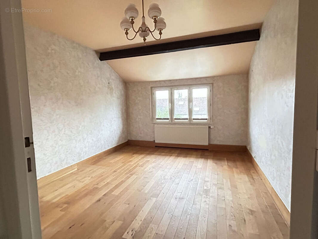 Maison à BOURRON-MARLOTTE