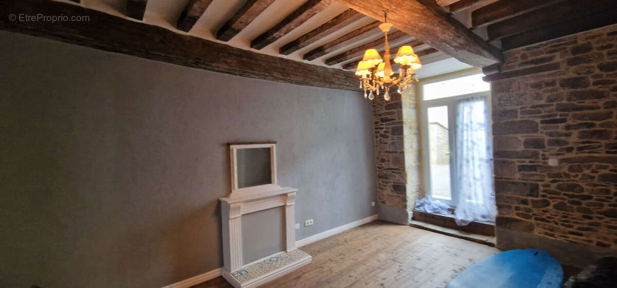 Maison à LA TRINITE-PORHOET