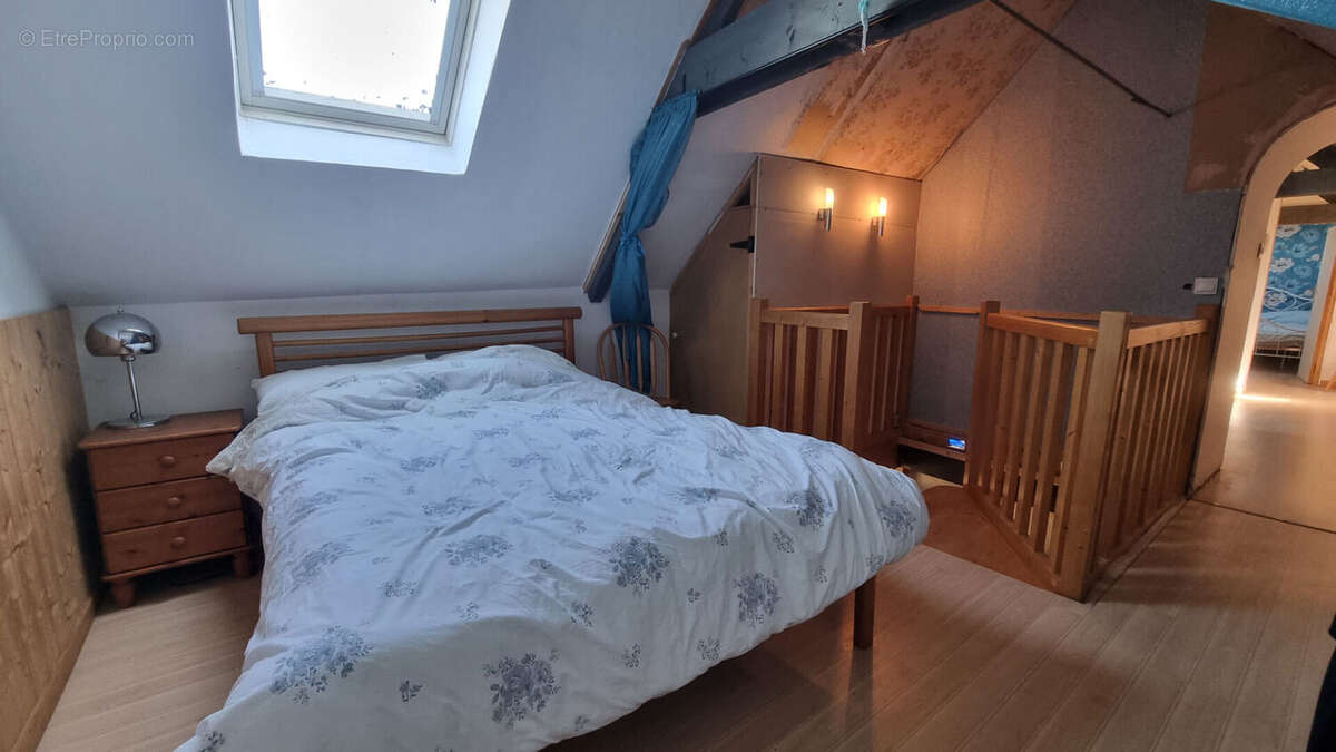 Maison à MUR-DE-BRETAGNE