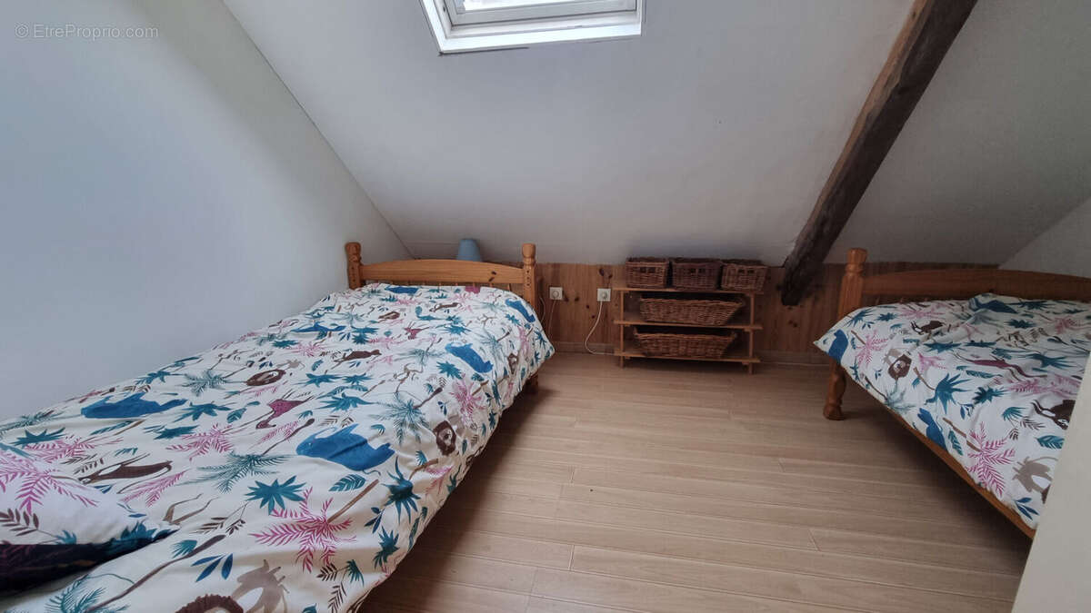 Maison à MUR-DE-BRETAGNE