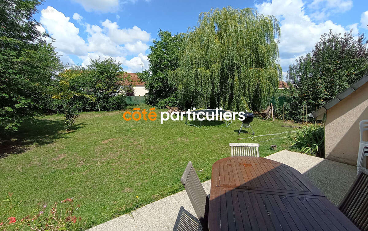 Maison à VILLEMANDEUR