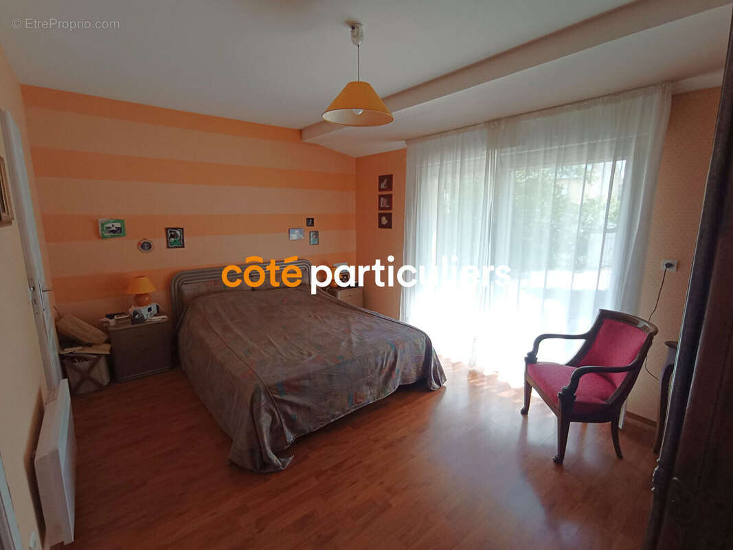 Maison à VILLEMANDEUR