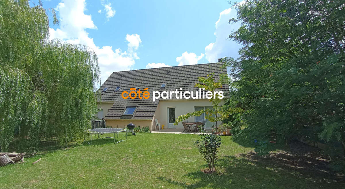 Maison à VILLEMANDEUR