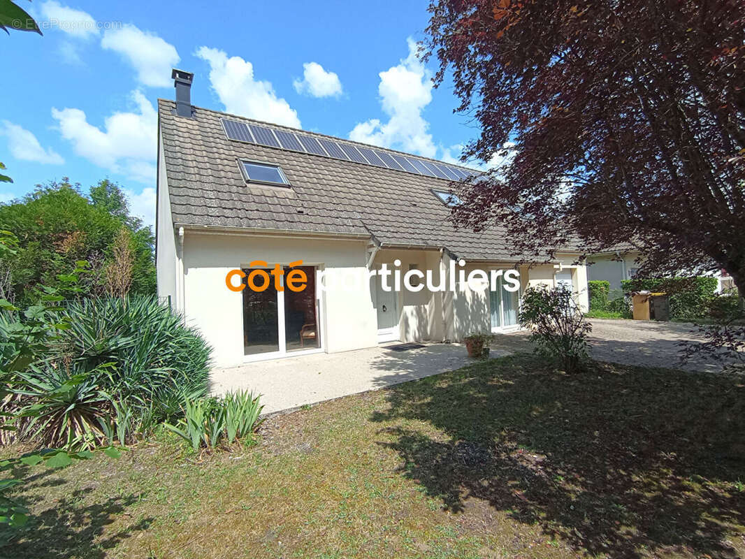 Maison à VILLEMANDEUR