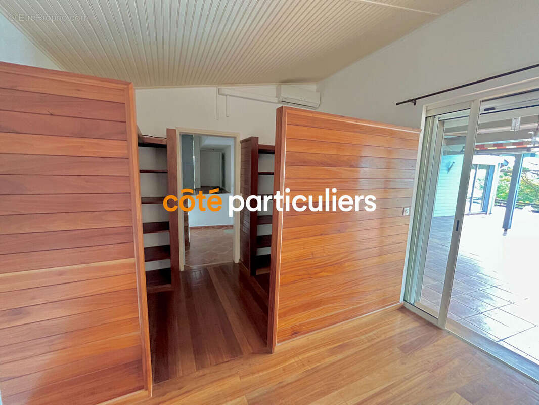 Maison à SAINT-DENIS