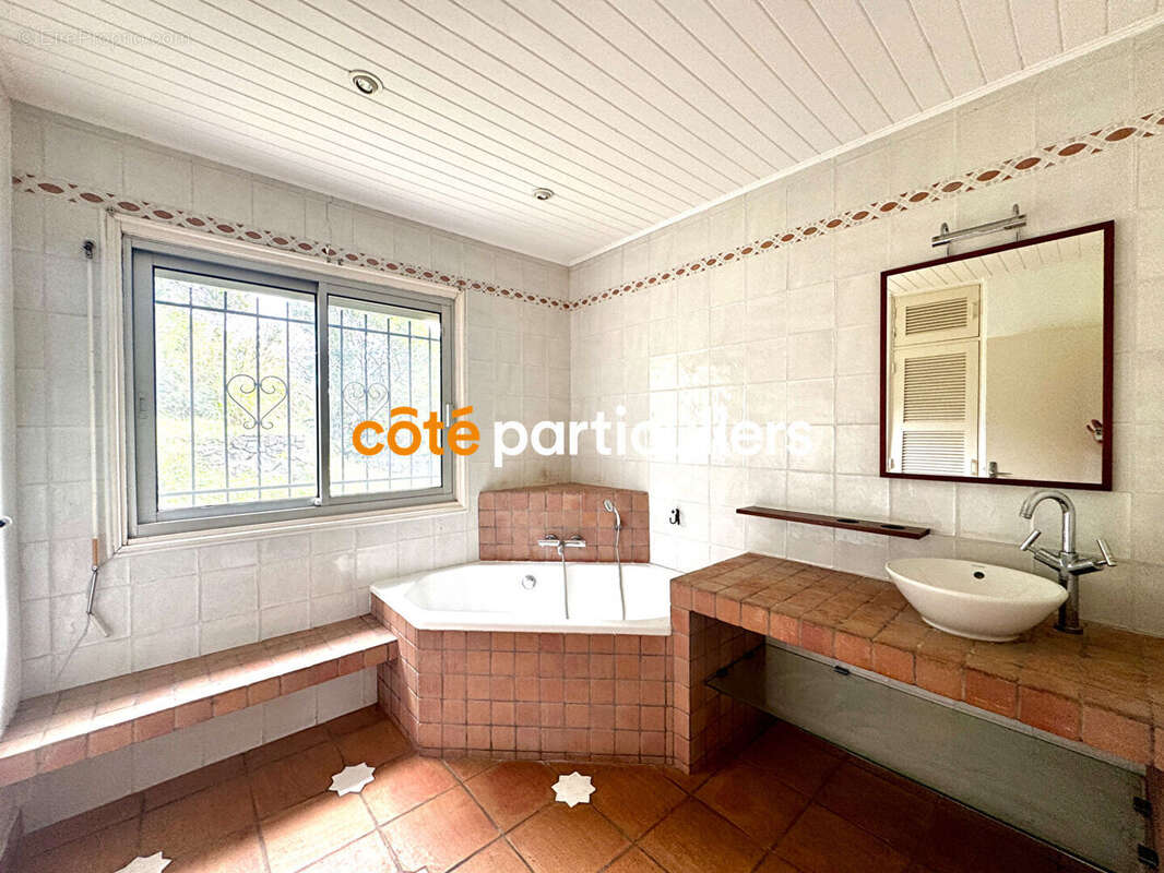 Maison à SAINT-DENIS