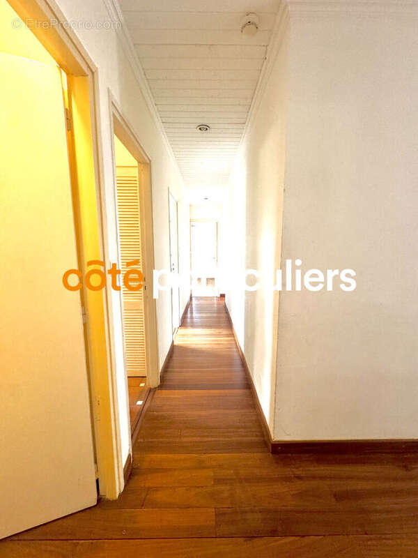 Maison à SAINT-DENIS