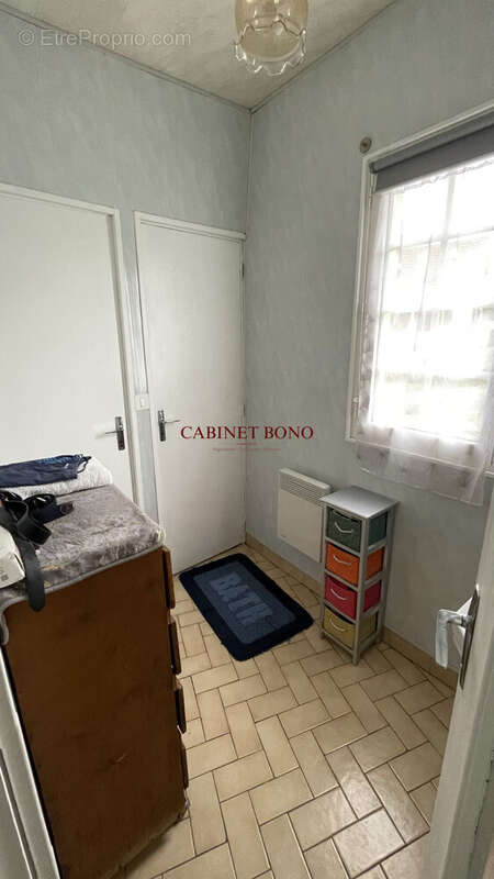 Salle d&#039;eau + WC - Maison à CONDREN