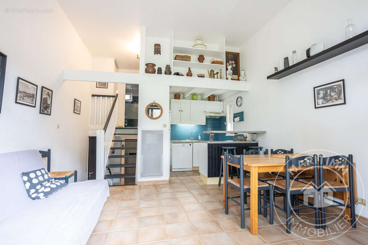 salon - Appartement à LACANAU