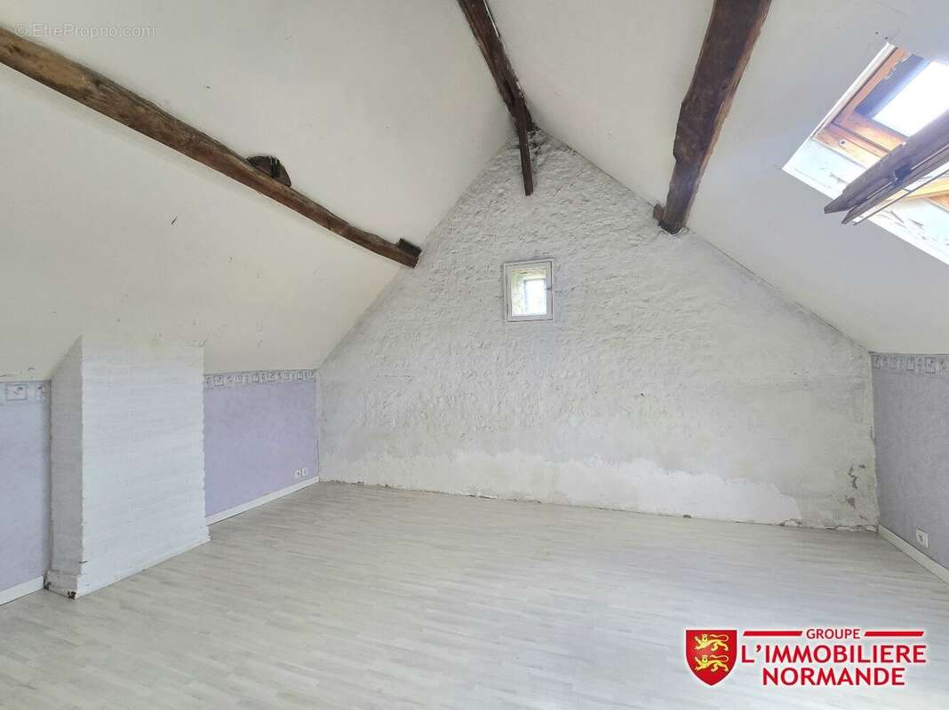 Maison à INCARVILLE