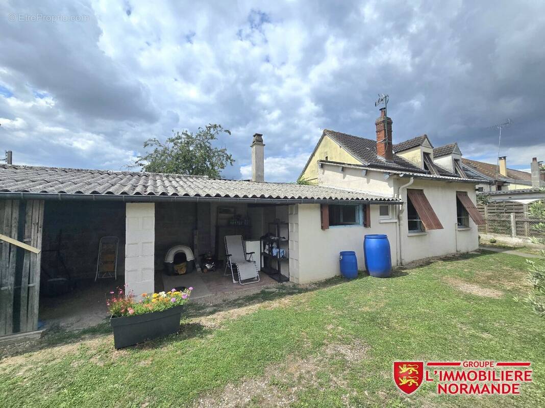 Maison à INCARVILLE