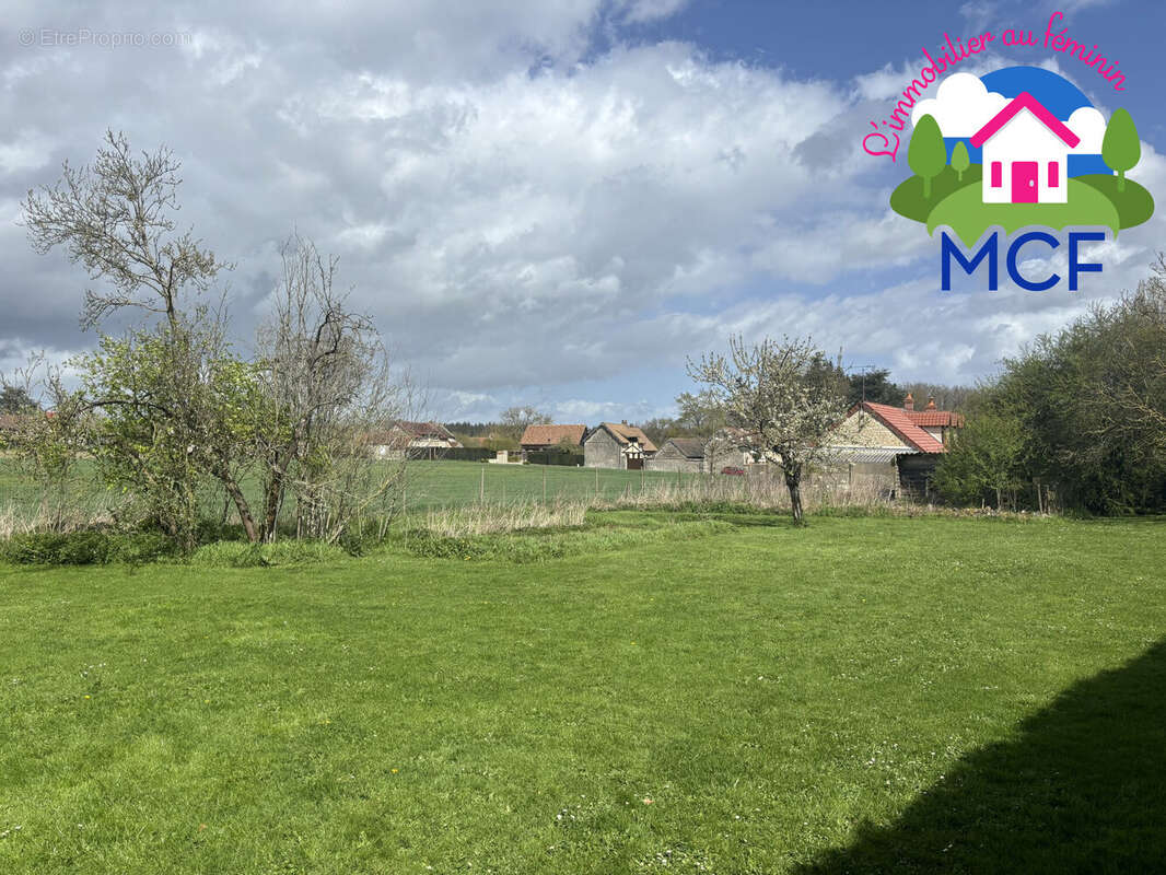 Terrain à BONNIERES-SUR-SEINE