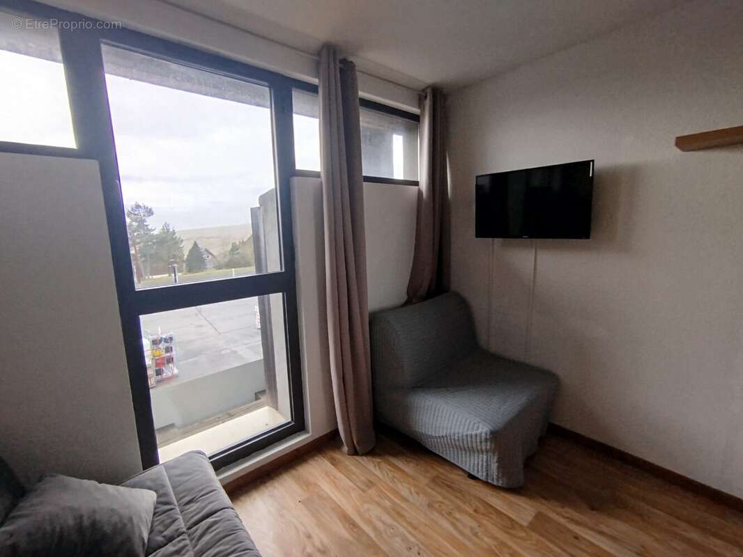 Appartement à BESSE-ET-SAINT-ANASTAISE