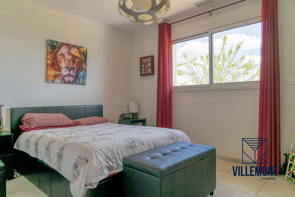 Maison à COURNONSEC