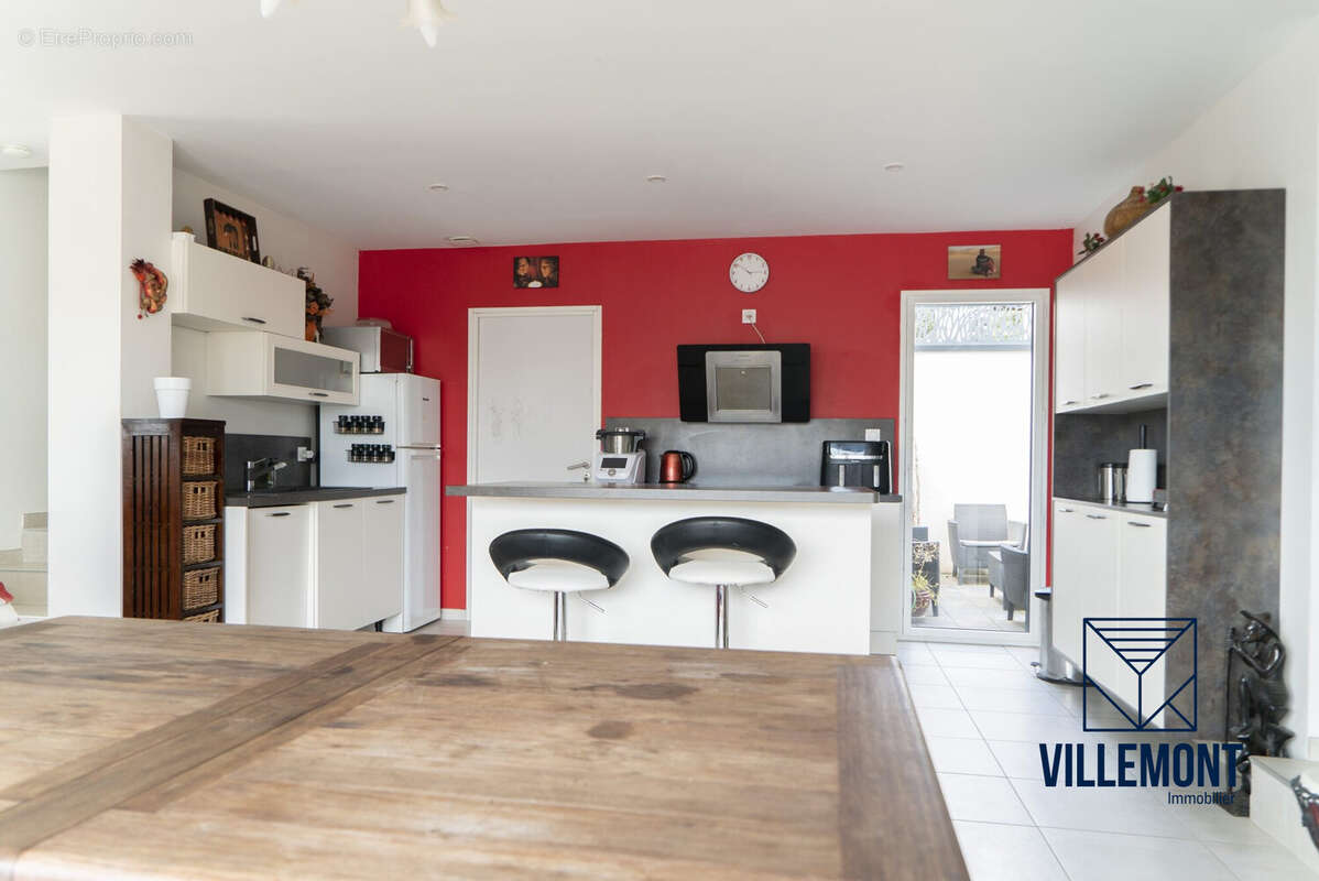 Maison à COURNONSEC