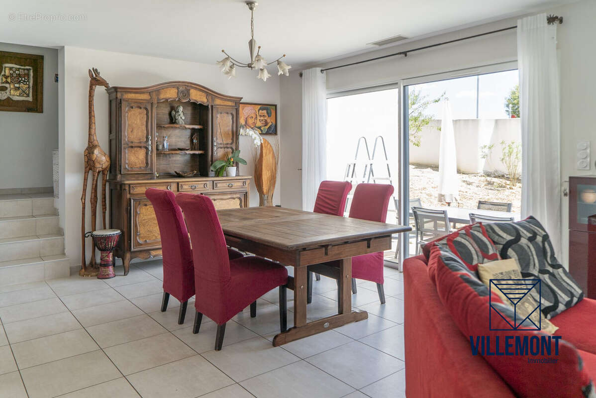 Maison à COURNONSEC