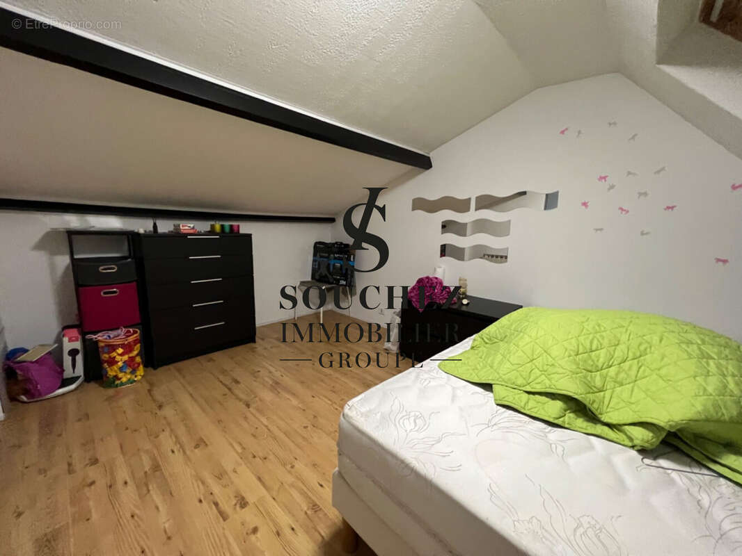 Appartement à VERMELLES