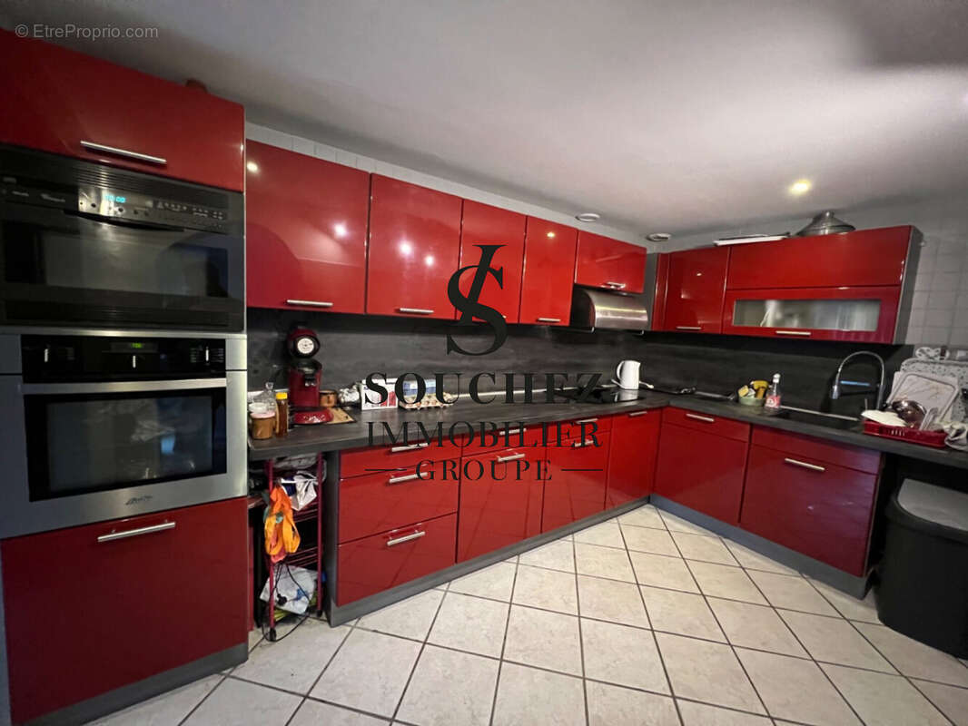 Appartement à VERMELLES