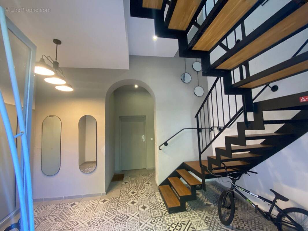 Appartement à MARSEILLE-8E