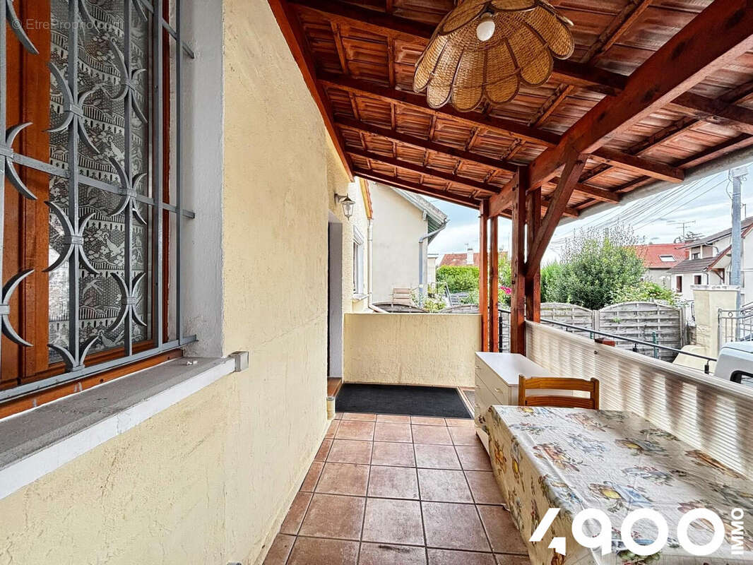 Maison à RIS-ORANGIS