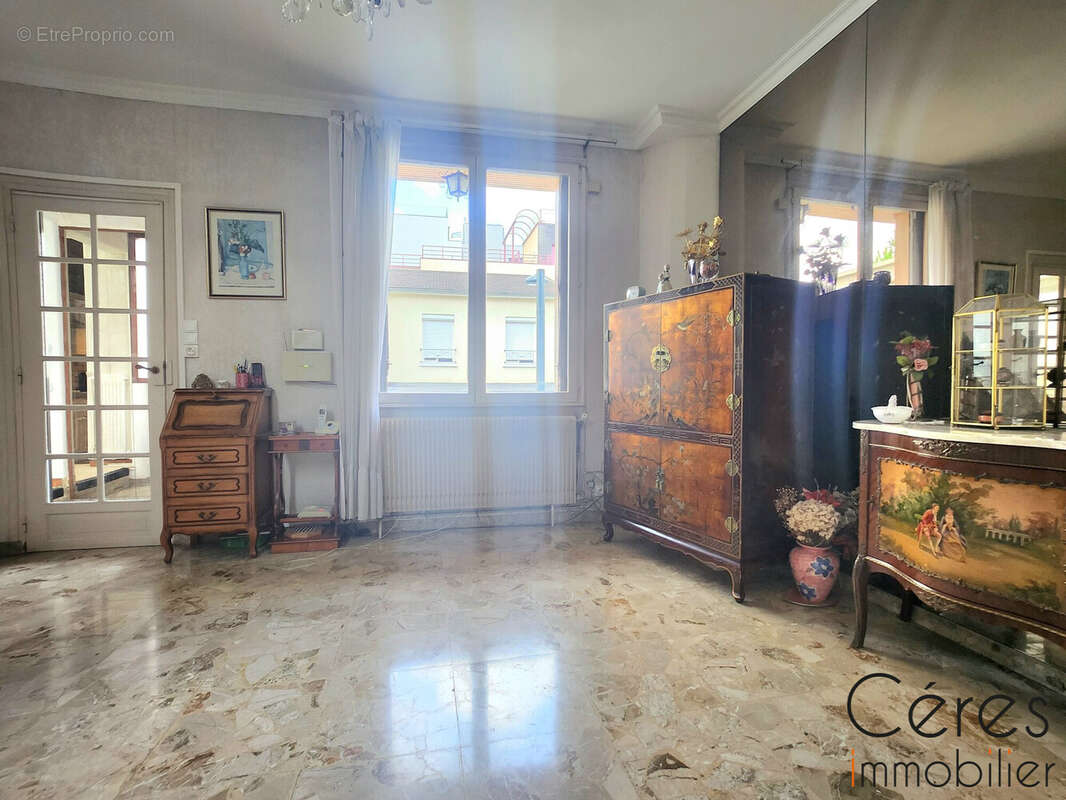 Maison à ROMAINVILLE