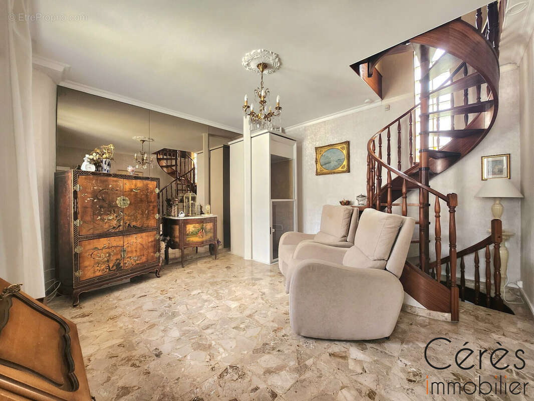 Maison à ROMAINVILLE