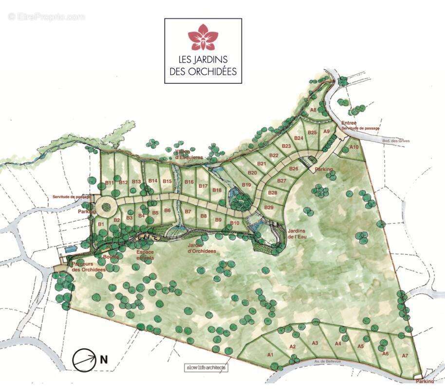 Terrain à ROQUEBRUNE-SUR-ARGENS