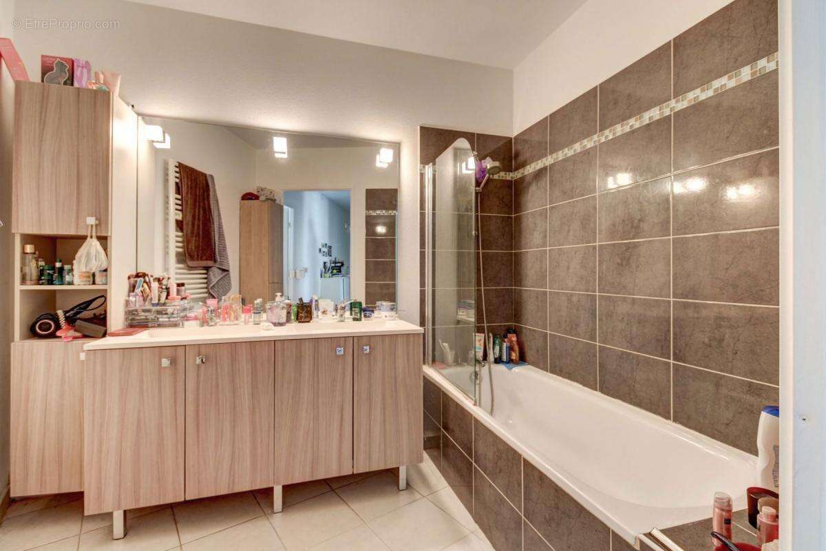 Appartement à SAINT-ANDRE-DE-LA-ROCHE