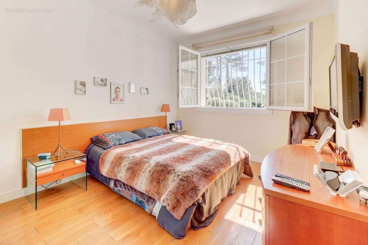 Maison à MOUANS-SARTOUX