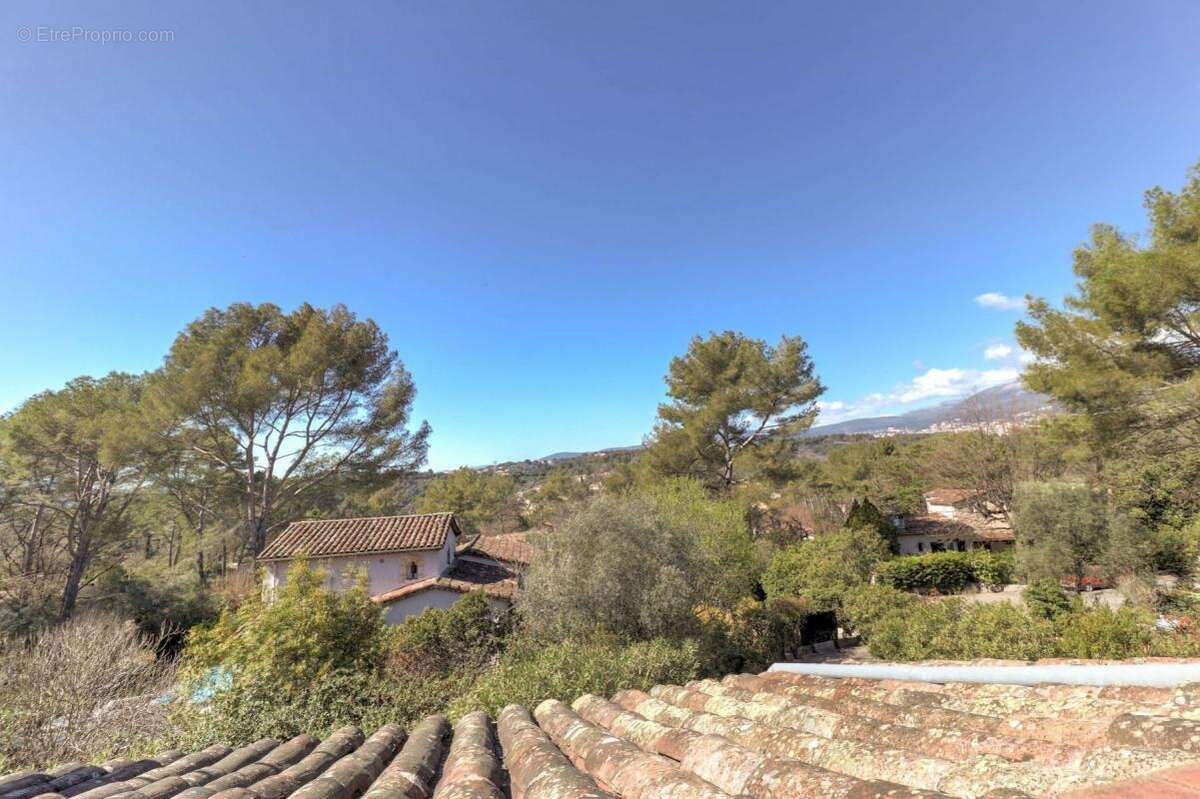 Maison à MOUANS-SARTOUX