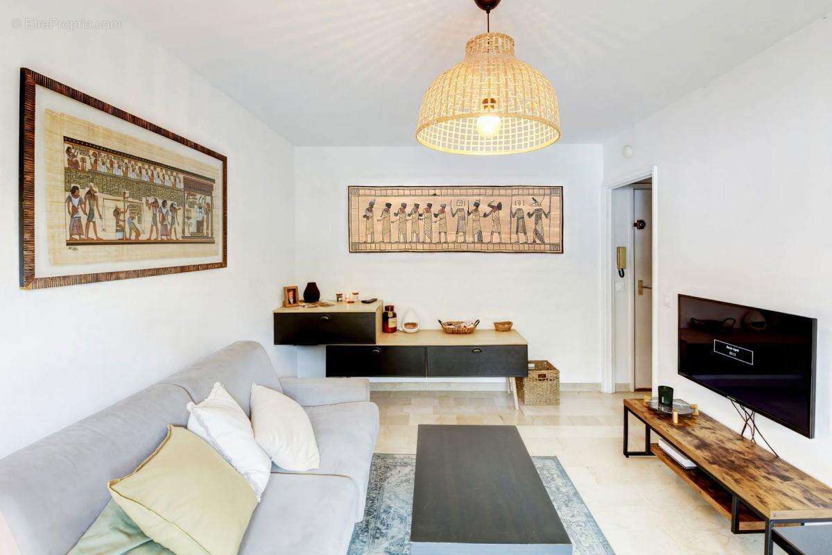 Appartement à LE CANNET